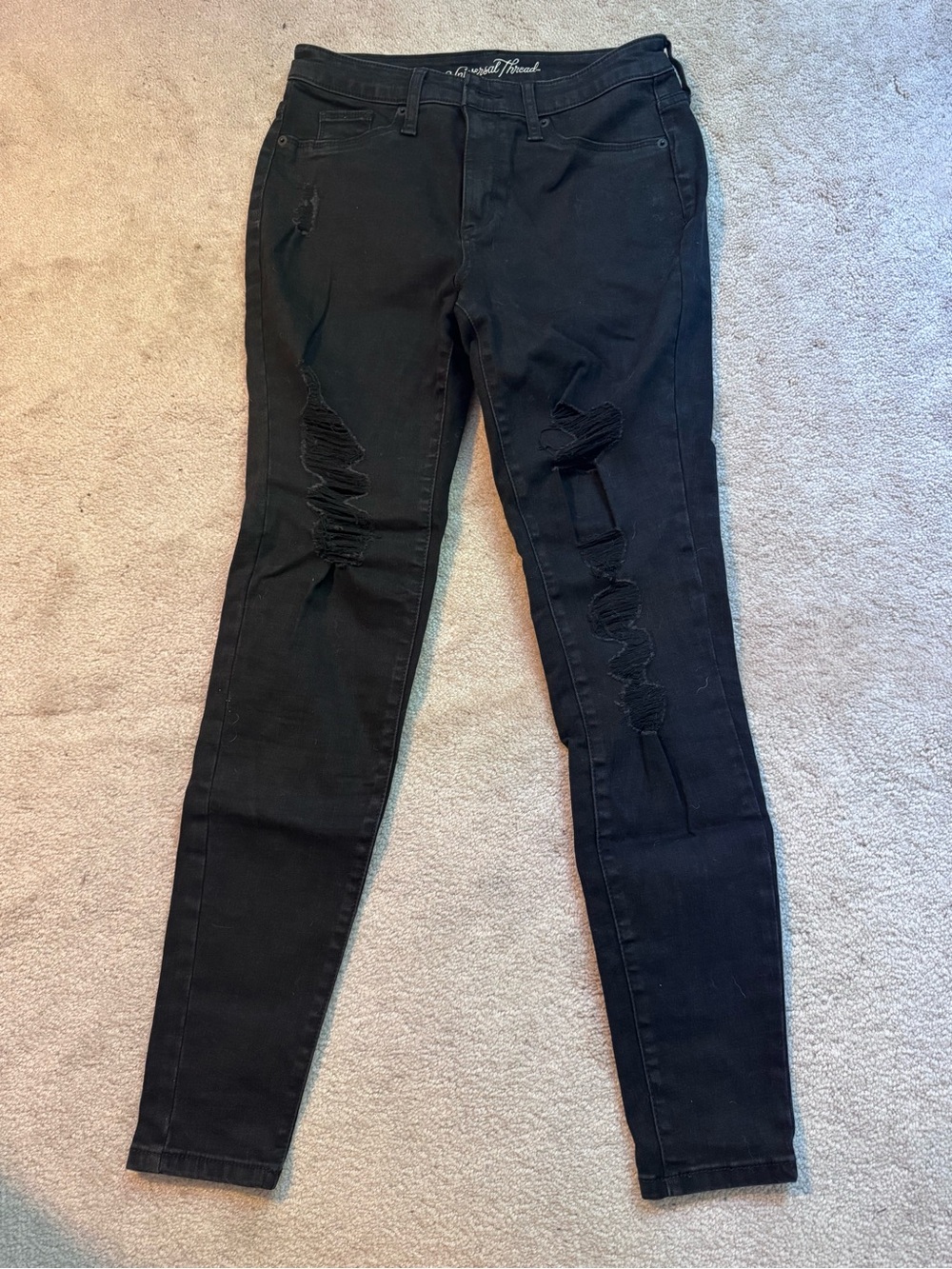 Black Distressed Women’s Jeggings